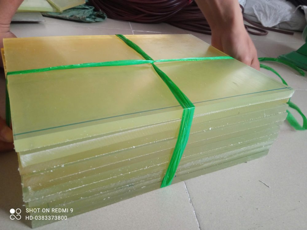 báo giá nhựa pu